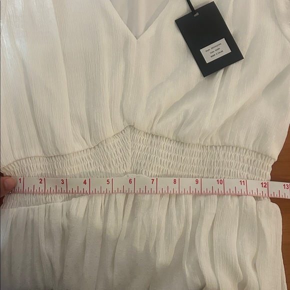 NWT DKNY White V-Neck Dress - Picture 8 of 10